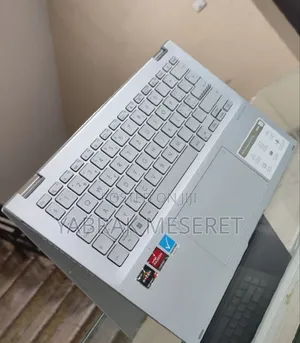 New Laptop Asus VivoBook 15 X505BA 16GB AMD Ryzen 7 SSD 512GB