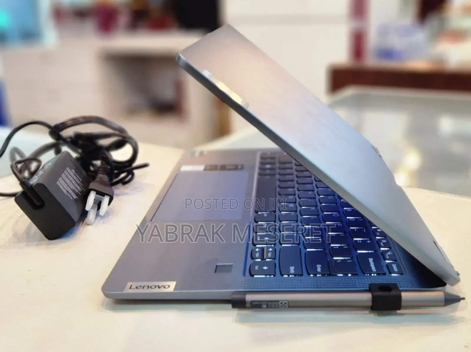 New Laptop Lenovo Yoga 7i 16GB Intel Core I7 SSD 1T