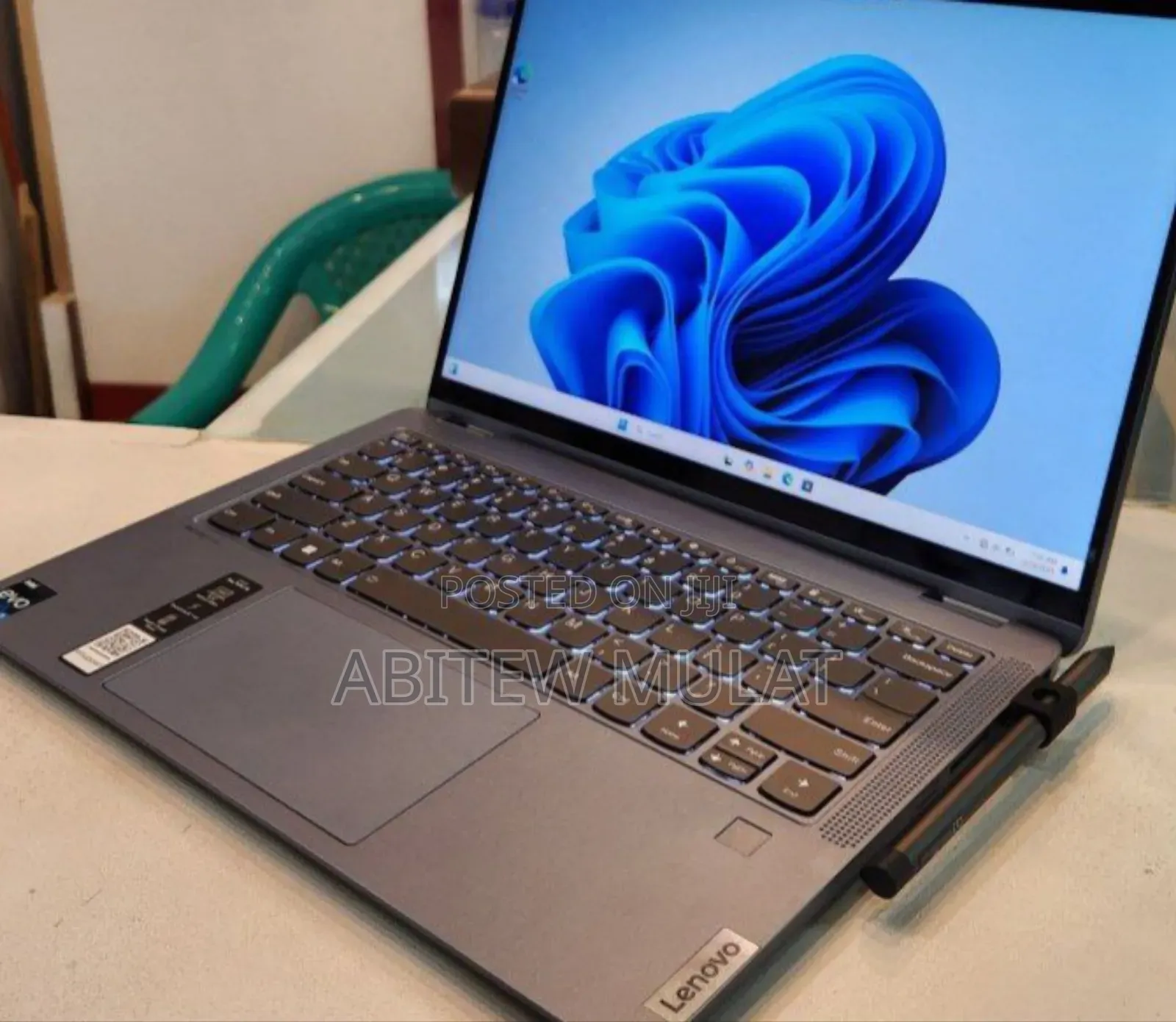 New Laptop Lenovo Yoga 7i 16GB Intel Core I7 SSD 1T