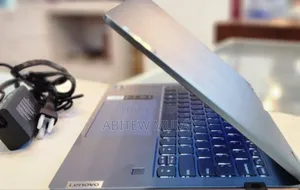 New Laptop Lenovo Yoga 7i 16GB Intel Core I7 SSD 1T