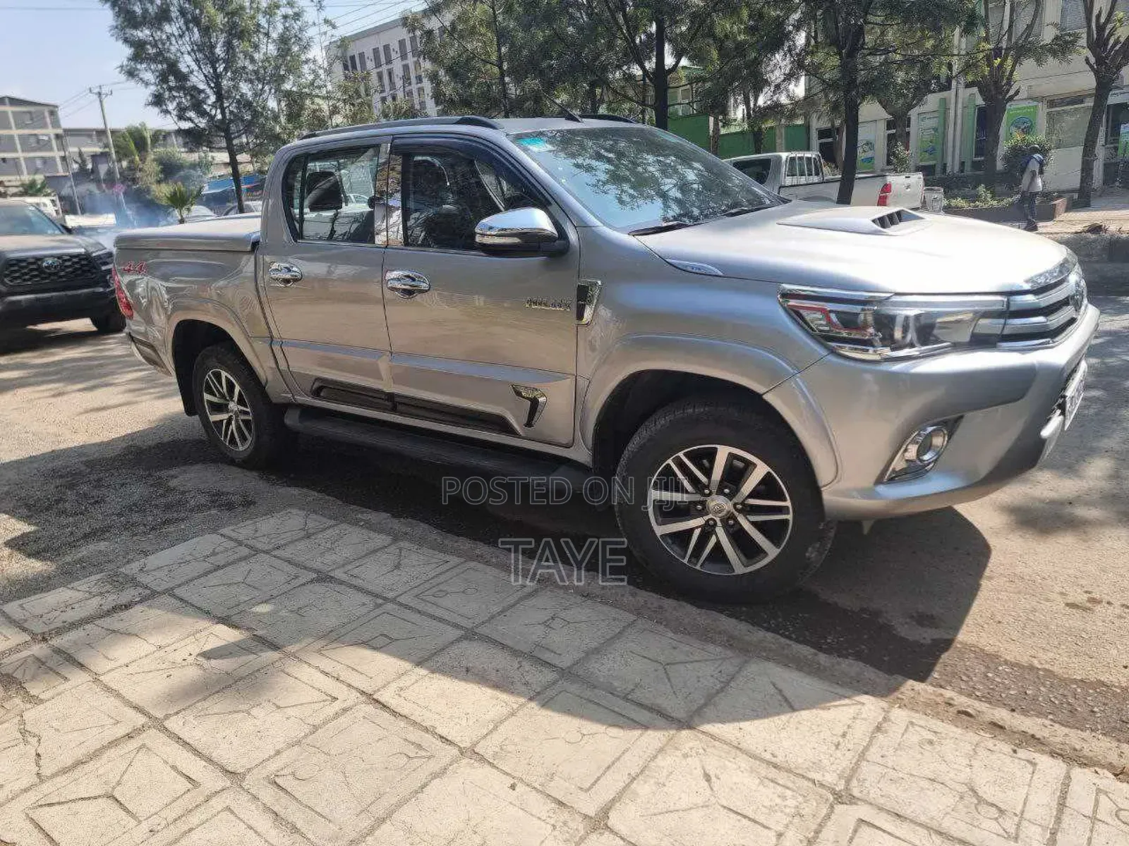 Toyota Hilux 2017 Silver
