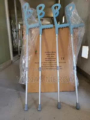 Photo - Walking Crutches嘔፮with Adjustable Cuffs፵斧forearm Crutch BCR