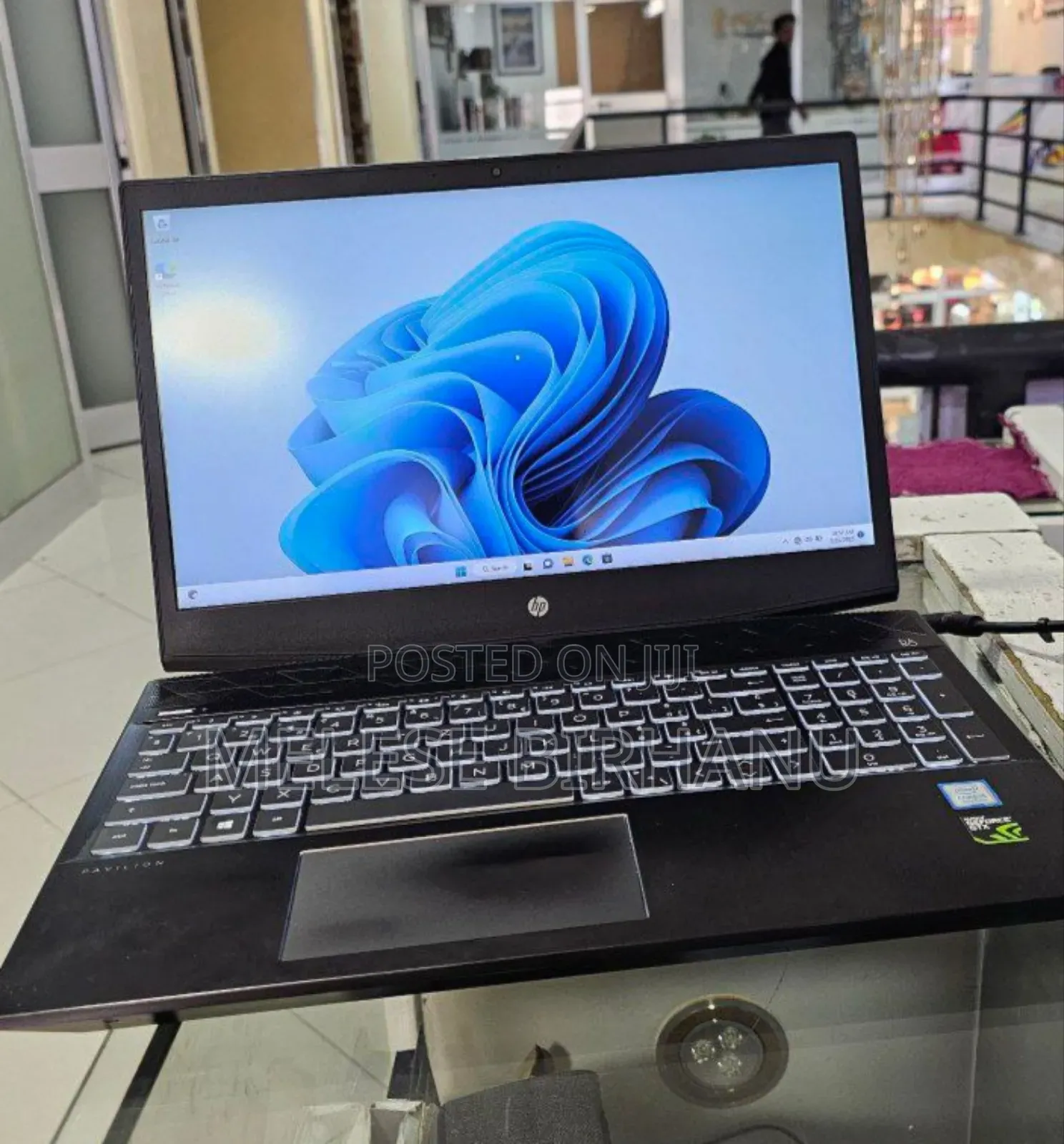New Laptop HP Pavilion Power 15 8GB Intel Core I5 SSD 1T