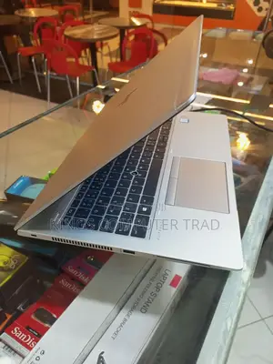 New Laptop HP EliteBook 840 G6 16GB Intel Core I7 SSD 512GB