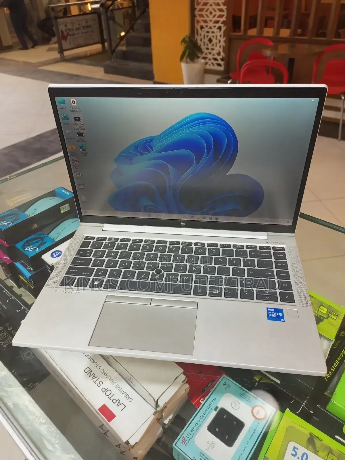 New Laptop HP EliteBook 840 G8 16GB Intel Core I5 SSD 512GB