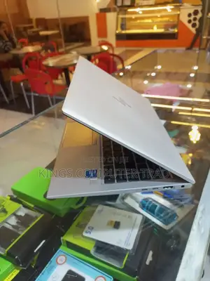 New Laptop HP EliteBook 840 G8 16GB Intel Core I5 SSD 512GB