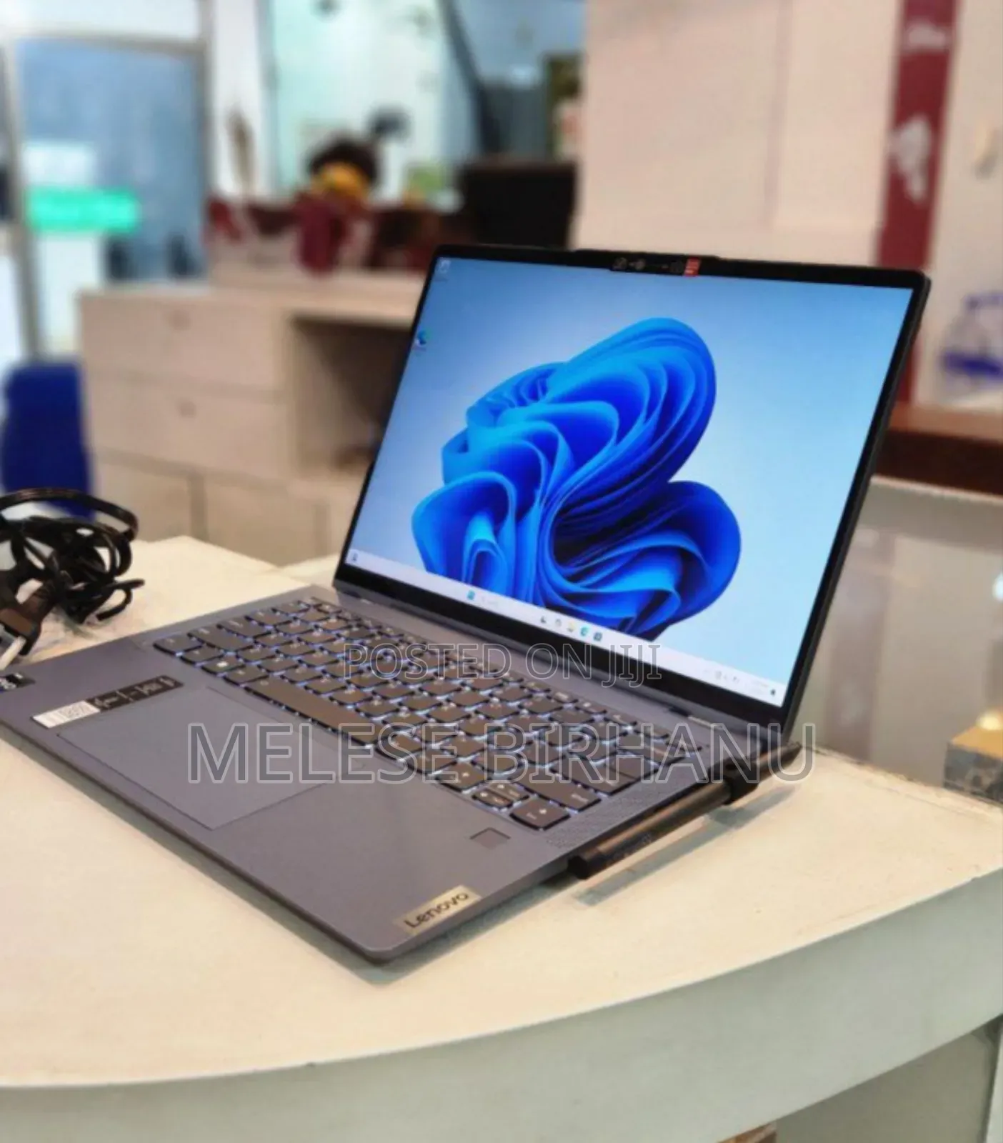 New Laptop Lenovo Yoga 7i 16GB Intel Core I7 SSD 1T