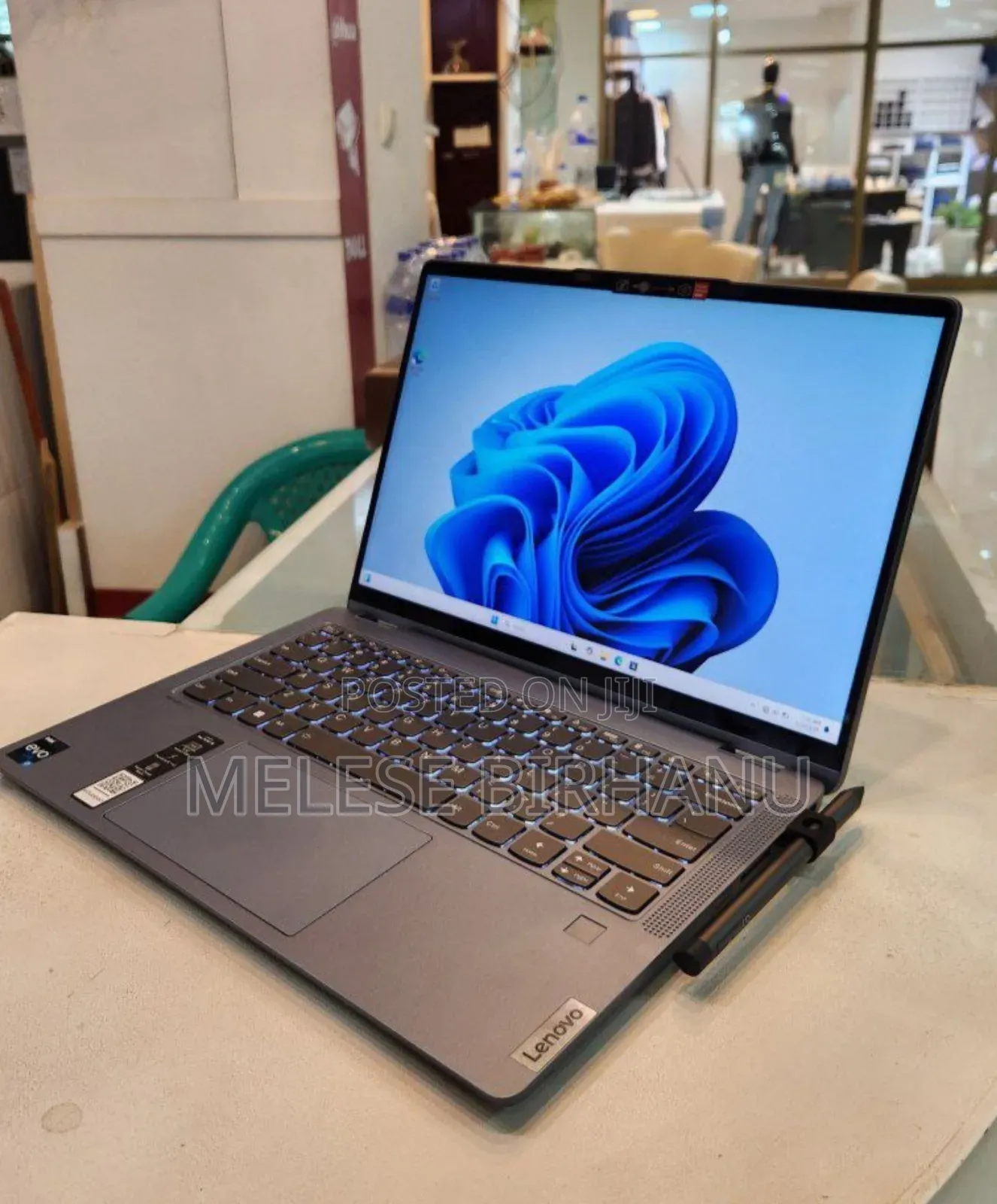 New Laptop Lenovo Yoga 7i 16GB Intel Core I7 SSD 1T