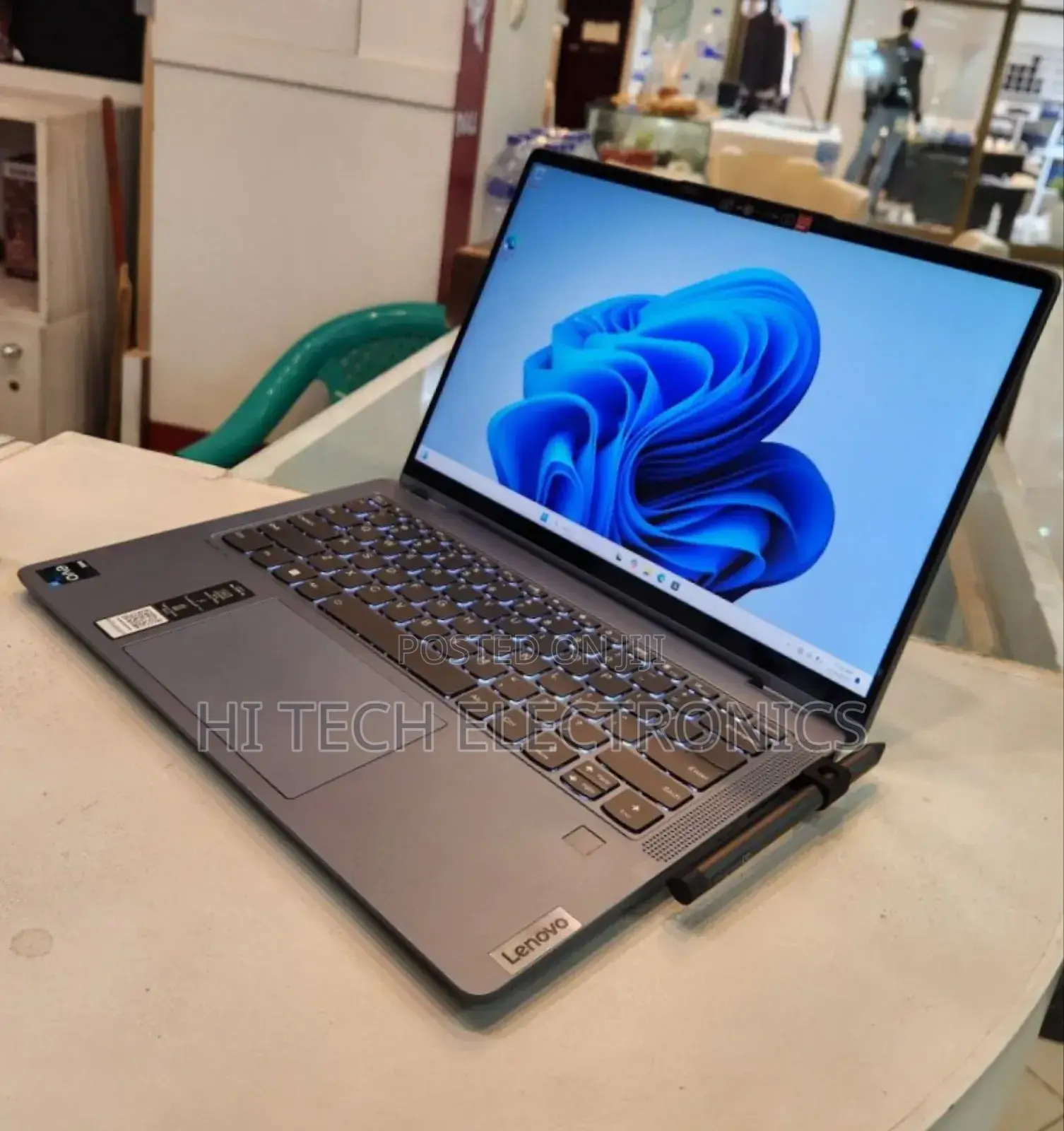 New Laptop Lenovo Yoga 7i 16GB Intel Core I7 SSD 1T