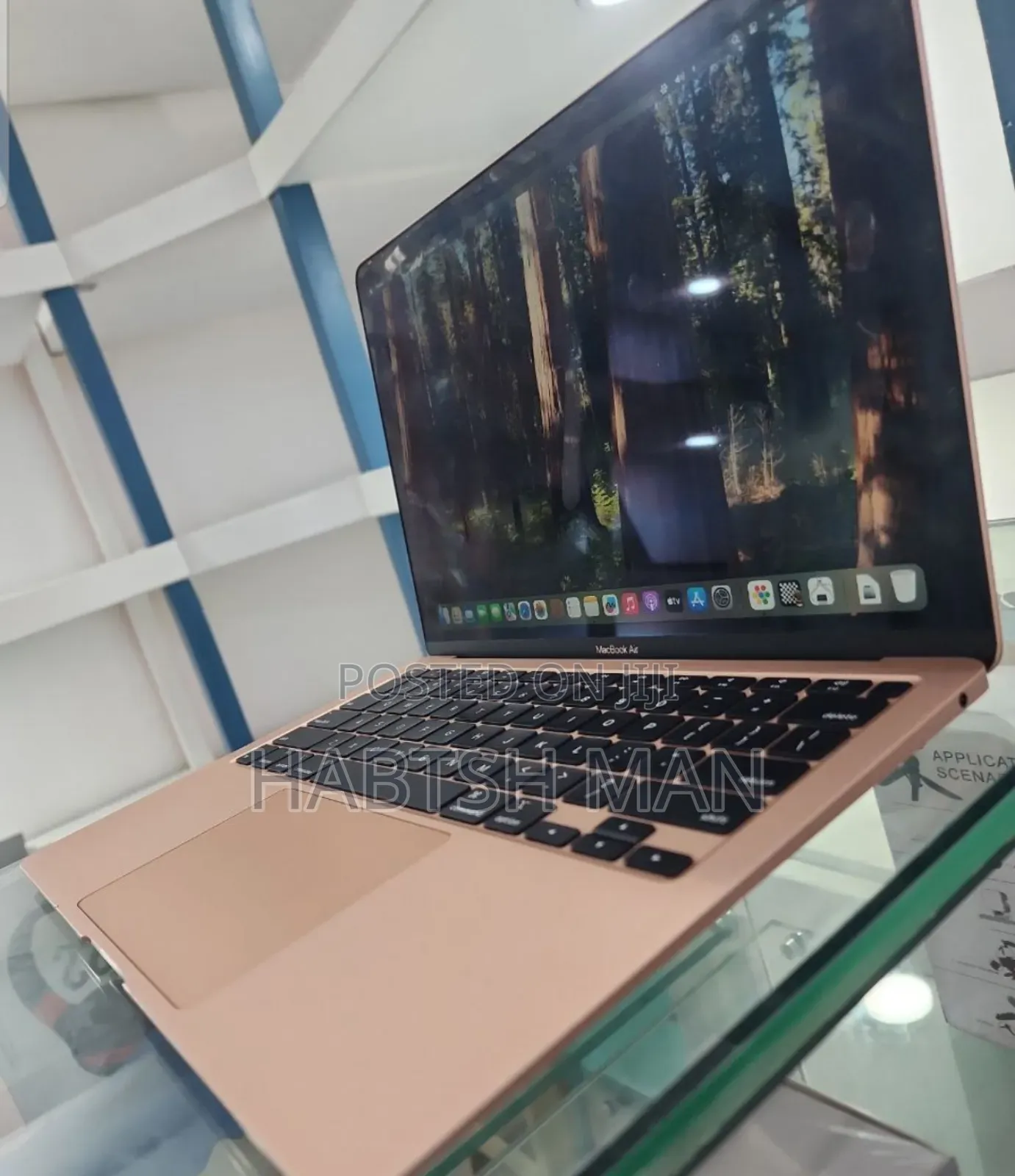New Laptop Apple MacBook Air 2020 8GB Intel Core I5 SSD 256GB