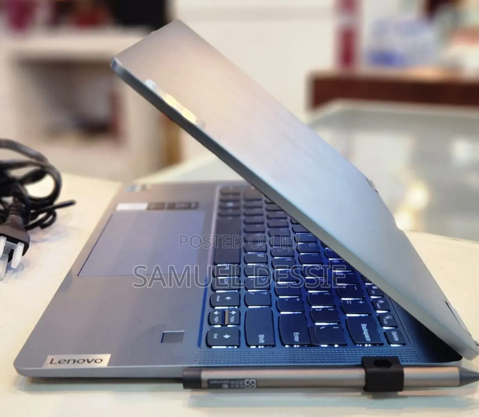 New Laptop Lenovo Yoga 7i 16GB Intel Core I7 SSD 1T