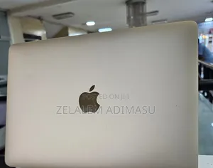 New Laptop Apple MacBook Pro 2015 8GB Intel Core M SSD 256GB