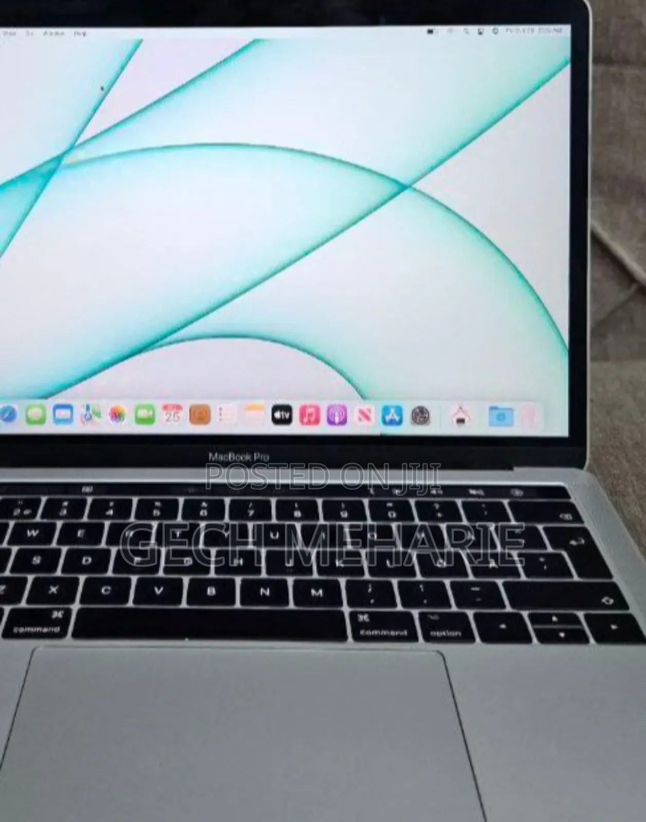 New Laptop Apple MacBook Pro 2020 16GB Intel Core I5 SSD 1T