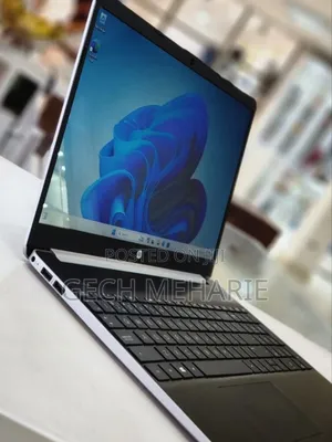 New Laptop HP Stream Notebook 8GB Intel Core I7 SSD 512GB