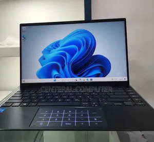 New Laptop Asus ZenBook Flip 14 UX461UN 8GB Intel Core I5 SSD 512GB