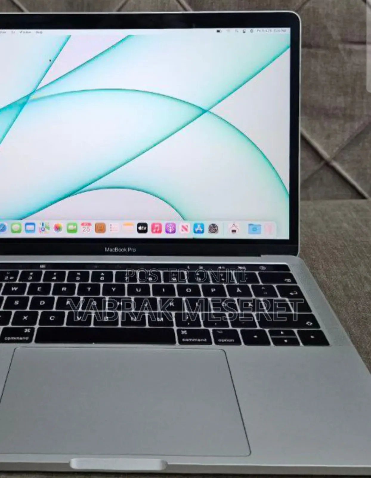 New Laptop Apple MacBook Pro 2020 16GB Intel Core I5 SSD 1T