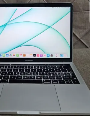 Photo - New Laptop Apple MacBook Pro 2020 16GB Intel Core I5 SSD 1T