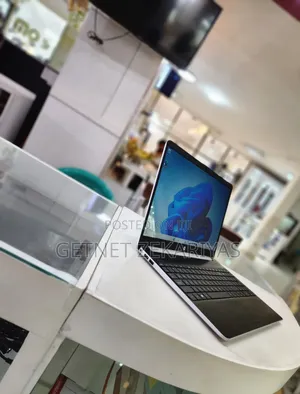 New Laptop HP Stream Notebook 8GB Intel Core I7 SSD 512GB