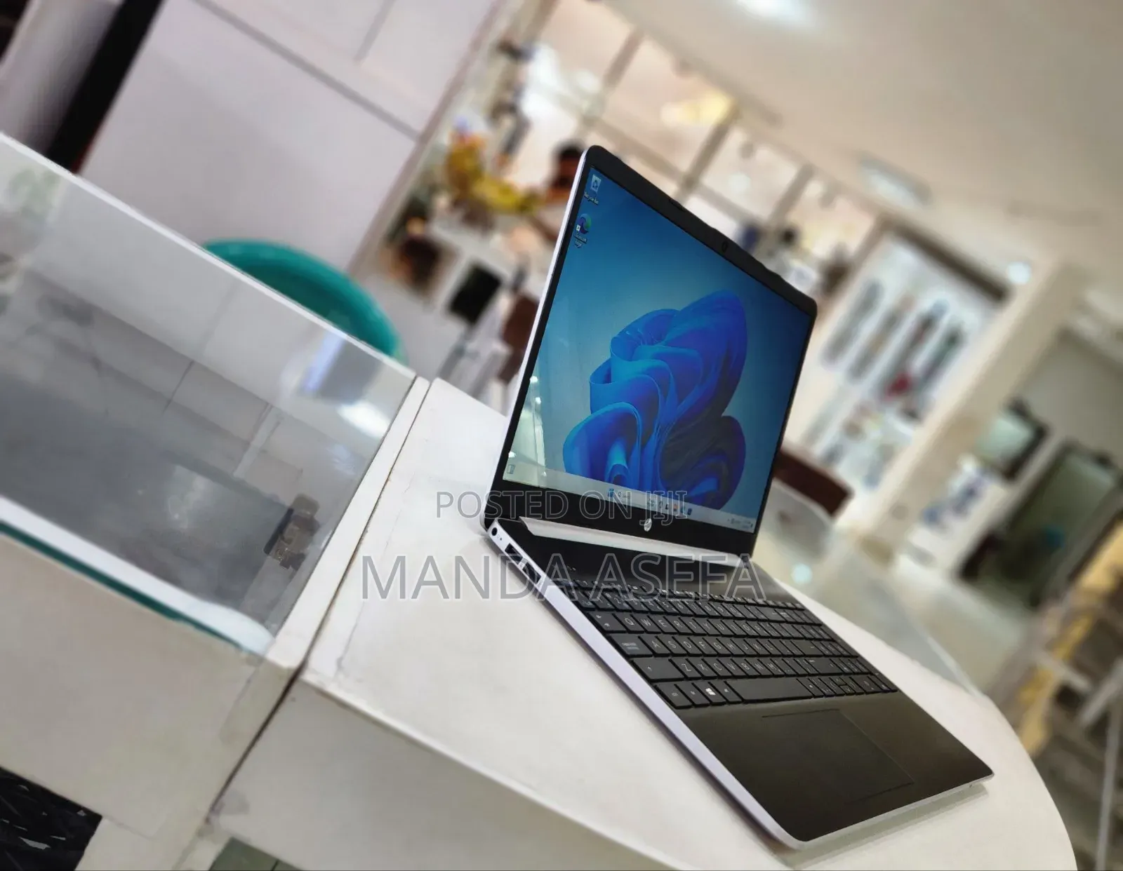 New Laptop HP Stream Notebook 8GB Intel Core I7 SSD 512GB
