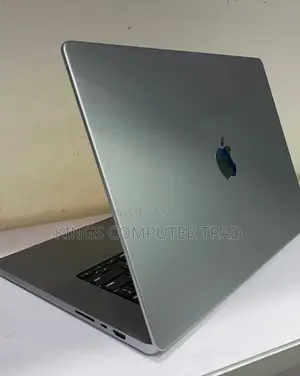 New Laptop Apple MacBook Pro M1 16GB Intel Core I5 SSD 1T