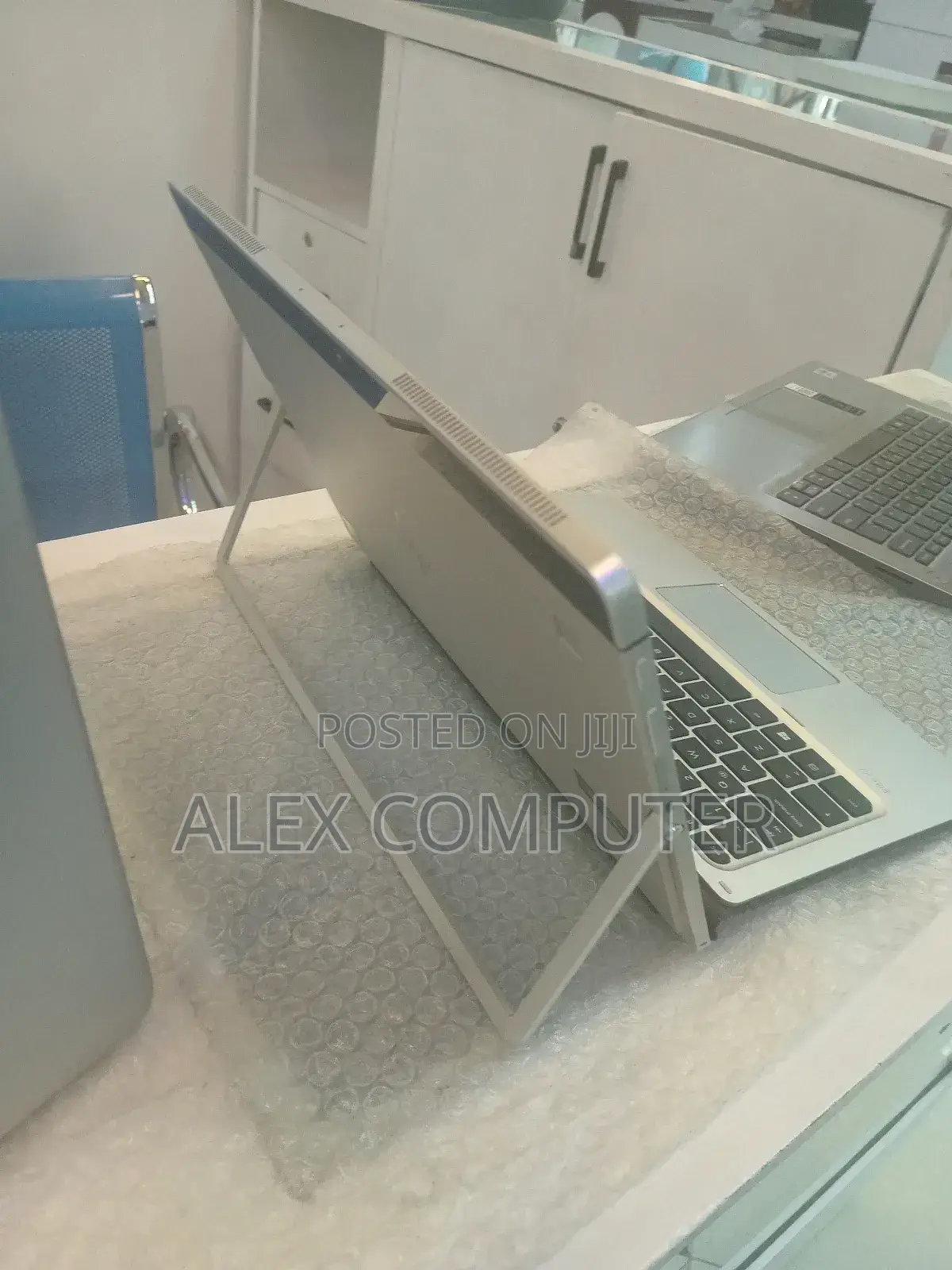 New Laptop HP Elite X2 1012 G2 16GB Intel Core I5 SSD 256GB