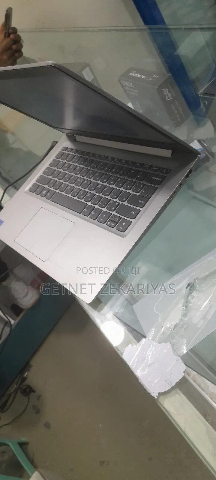 New Laptop Lenovo Ideapad 3 4GB Intel Celeron SSD 32GB