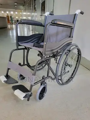 Photo - Manual Operation Wheelchair፼义wheelchair፸宙users Lock/Control
