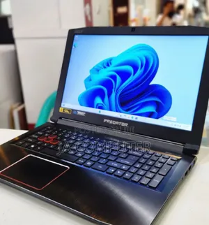 New Acer Predator Helios 300 16GB Intel Core I7 SSHD (Hybrid) 1.5T