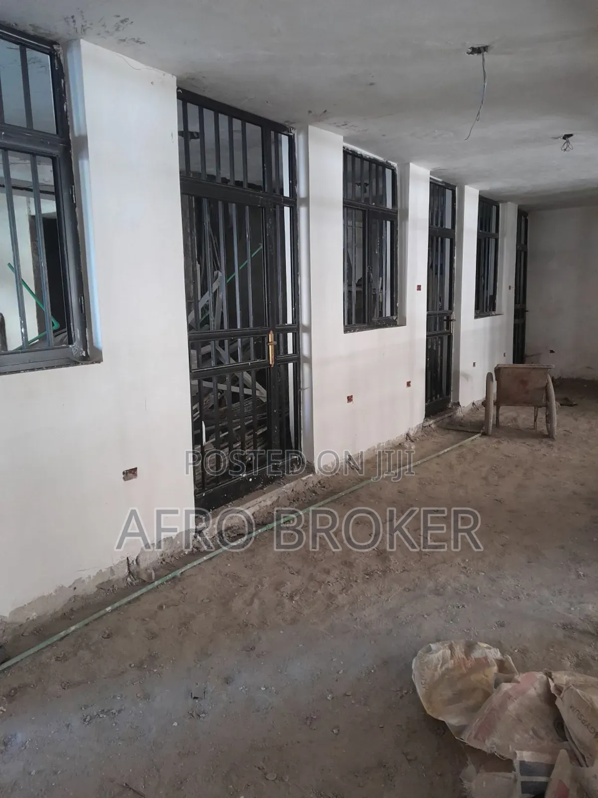 Commercial Shop for Sell