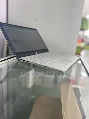 New Laptop HP Pavilion 15 8GB Intel Core I5 HDD+SSD 750GB