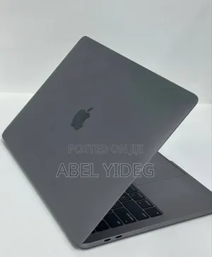 Photo - New Laptop Apple MacBook Pro 2019 8GB Intel Core I5 SSD 128GB
