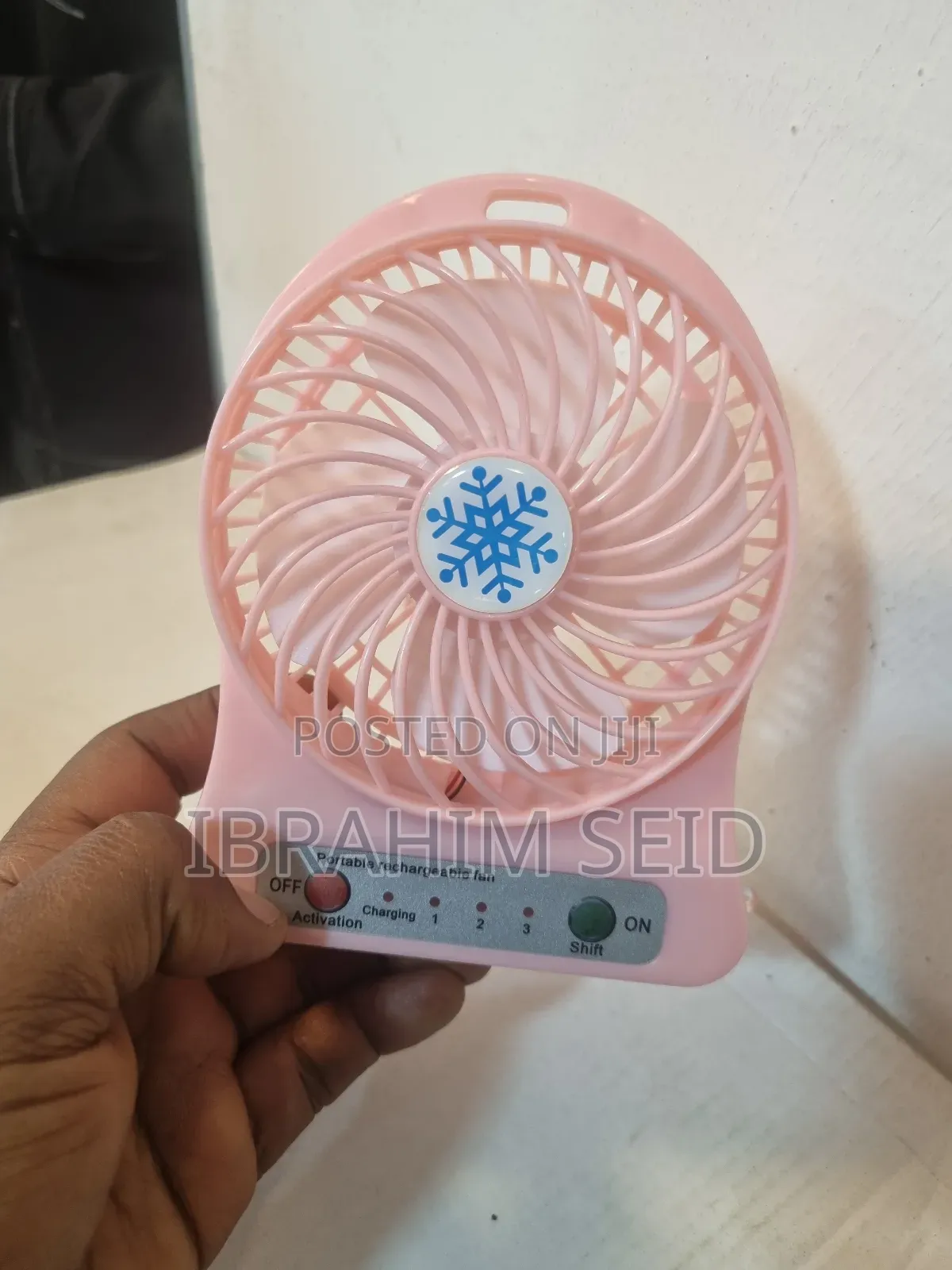 Usb Desk Fan *Quiet Small Portable Fan * 3 Speed Adjustable