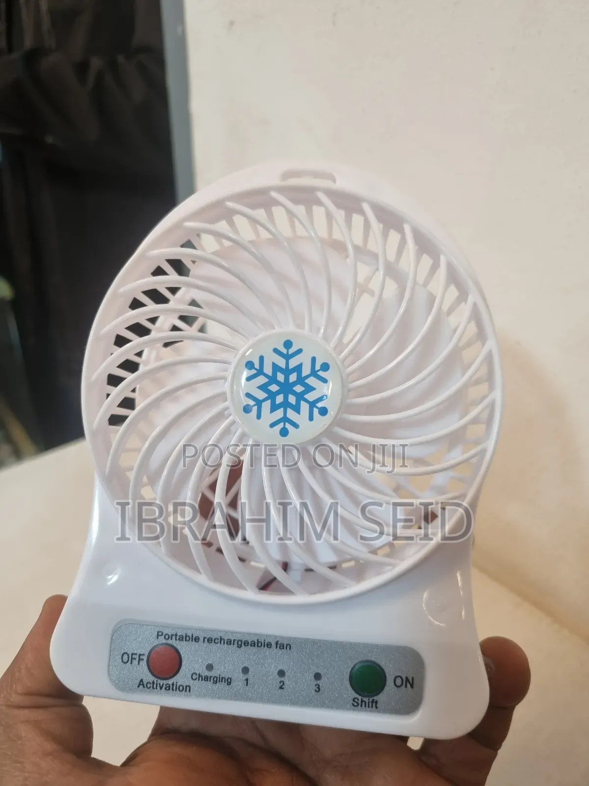 Usb Desk Fan *Quiet Small Portable Fan * 3 Speed Adjustable