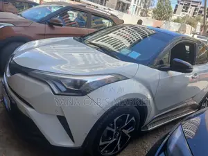 Toyota C-HR 2017 White
