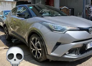 Photo - Toyota C-HR 2017 Gray