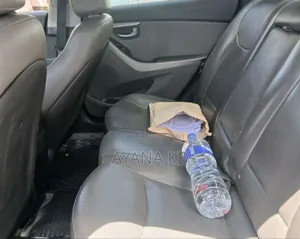 Hyundai Avante 2014 Blue