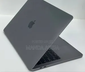 New Laptop Apple MacBook Pro 2019 8GB Intel Core I5 SSD 128GB