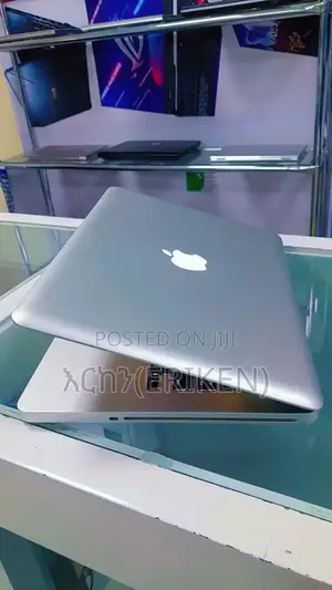 New Laptop Apple MacBook Pro 2012 4GB Intel Core I5 HDD 500GB