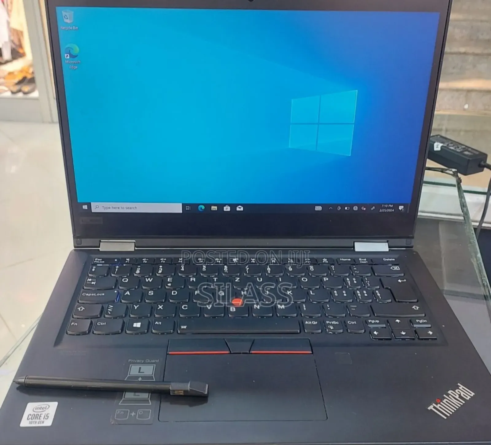 New Laptop Lenovo ThinkPad Yoga 8GB Intel Core I5 SSD 512GB