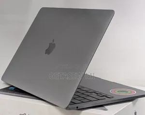 New Laptop Apple MacBook Pro M1 8GB Apple M1 SSD 512GB