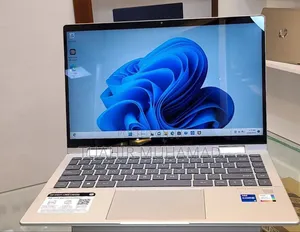 New Laptop HP Envy X360 8GB Intel Core I5 SSD 512GB