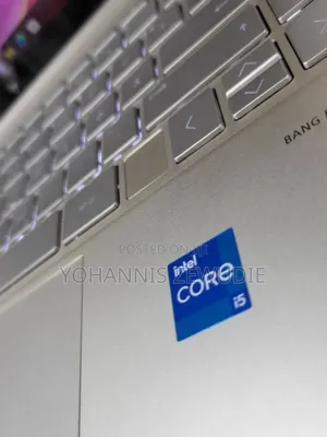 New Laptop HP Envy X360 8GB Intel Core I5 SSD 512GB