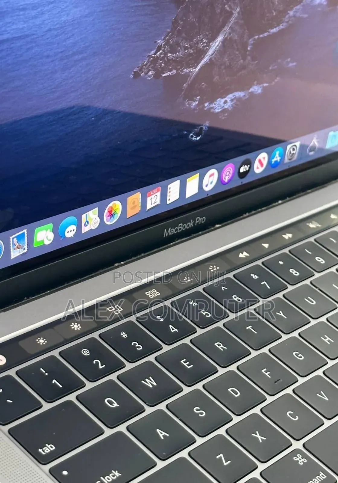 New Laptop Apple MacBook Pro 2019 8GB Intel Core I5 SSD 128GB