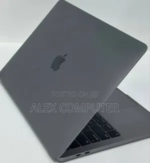 New Laptop Apple MacBook Pro 2019 8GB Intel Core I5 SSD 128GB