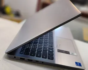 New Laptop Lenovo Ideapad 3 8GB Intel Core I5 SSD 512GB