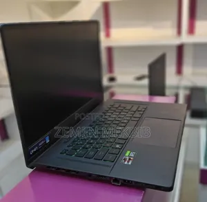 New Laptop Asus ROG Strix G15 16GB AMD Ryzen 7 SSD 1T