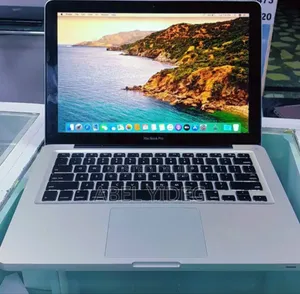 New Laptop Apple MacBook Pro 2012 4GB Intel Core I5 HDD 500GB