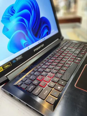 New Laptop Acer Predator Helios 300 16GB Intel Core I7 HDD+SSD 1.5T