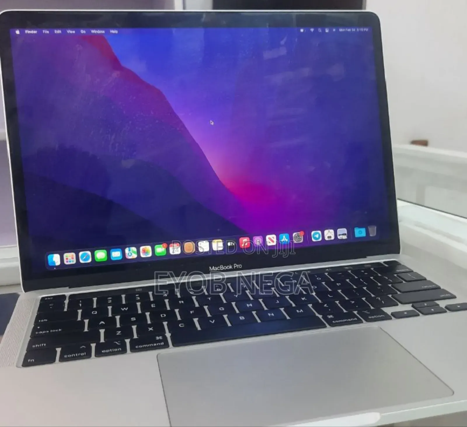 New Laptop Apple MacBook Pro 2020 16GB Intel Core I5 SSD 1T