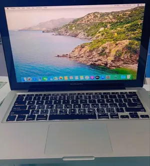 New Laptop Apple MacBook Pro 2012 4GB Intel Core I5 HDD 500GB